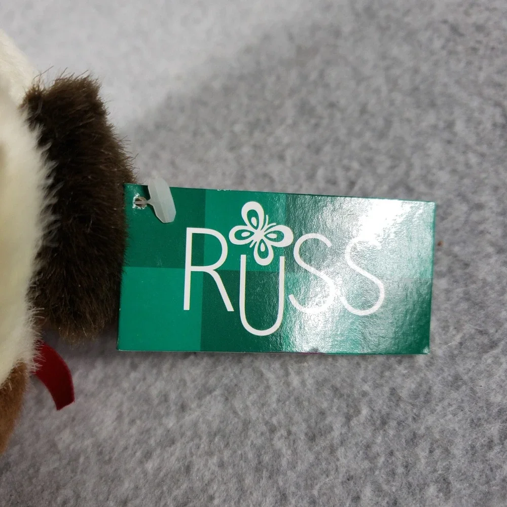 VTG Russ Duke Plush Dog Christmas Gift Holly Berries Red‎ Bow New With Tags